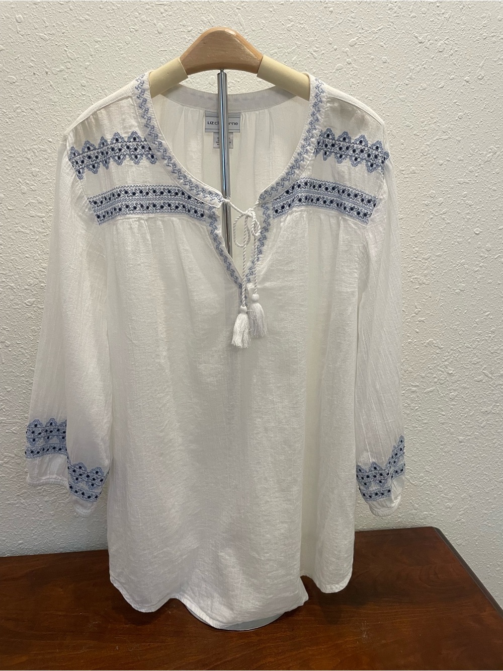 Liz Claiborne White Tunic with Blue Embroidered Trim